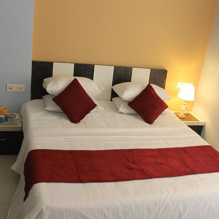 Rockfort Stay Inn Oragadam Exterior foto