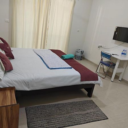 Rockfort Stay Inn Oragadam Exterior foto